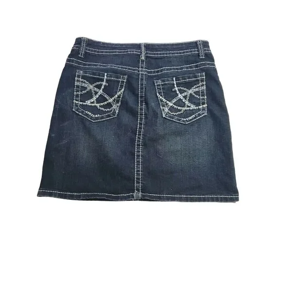 Maurices Skirt Size 5/6 Womens Dark Wash Solid Blue Distressed Midi Denim - Picture 2 of 4